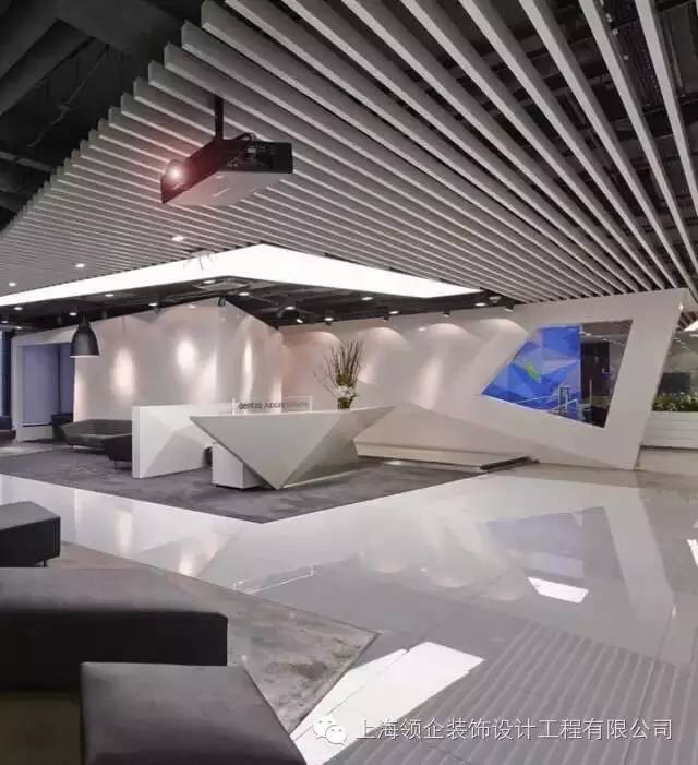 自裝？親戚朋友裝？裝飾公司裝？ 終于有讓人信服的答案了!