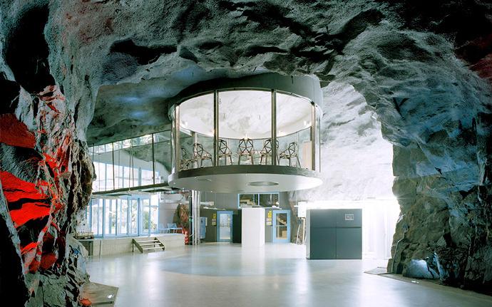 辦公室裝修設(shè)計(jì)公司如何打造沉穩(wěn)的辦公空間？