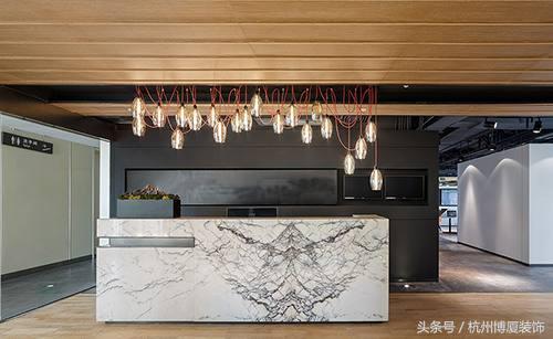 大氣又有情懷的工業(yè)風(fēng)辦公室裝修設(shè)計(jì)，簡直帥呆了