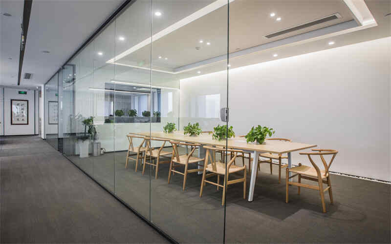 上海辦公室裝修設(shè)計(jì)：互聯(lián)網(wǎng)行業(yè)裝修流程全拆解,省錢省時(shí)